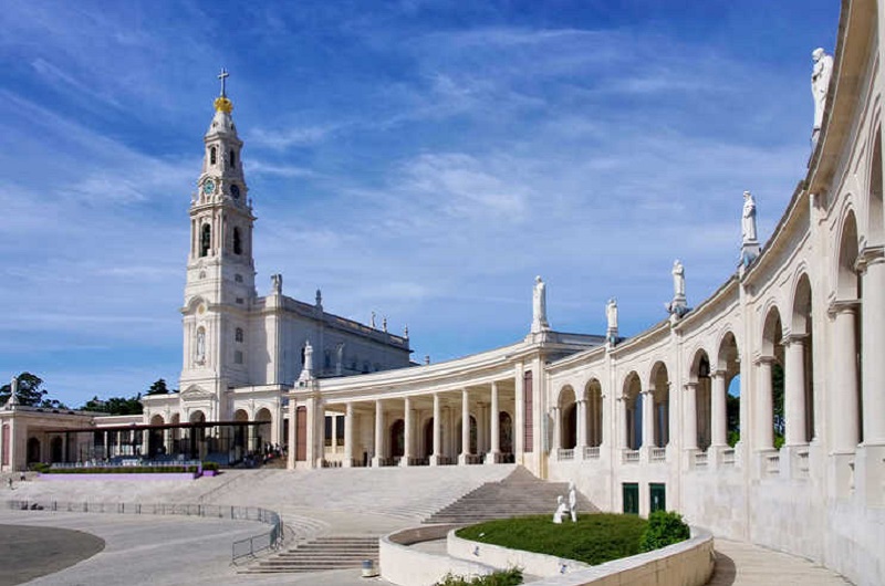 Tour de Fátima-Batalha-Alcobaça-Nazaré-Óbidos